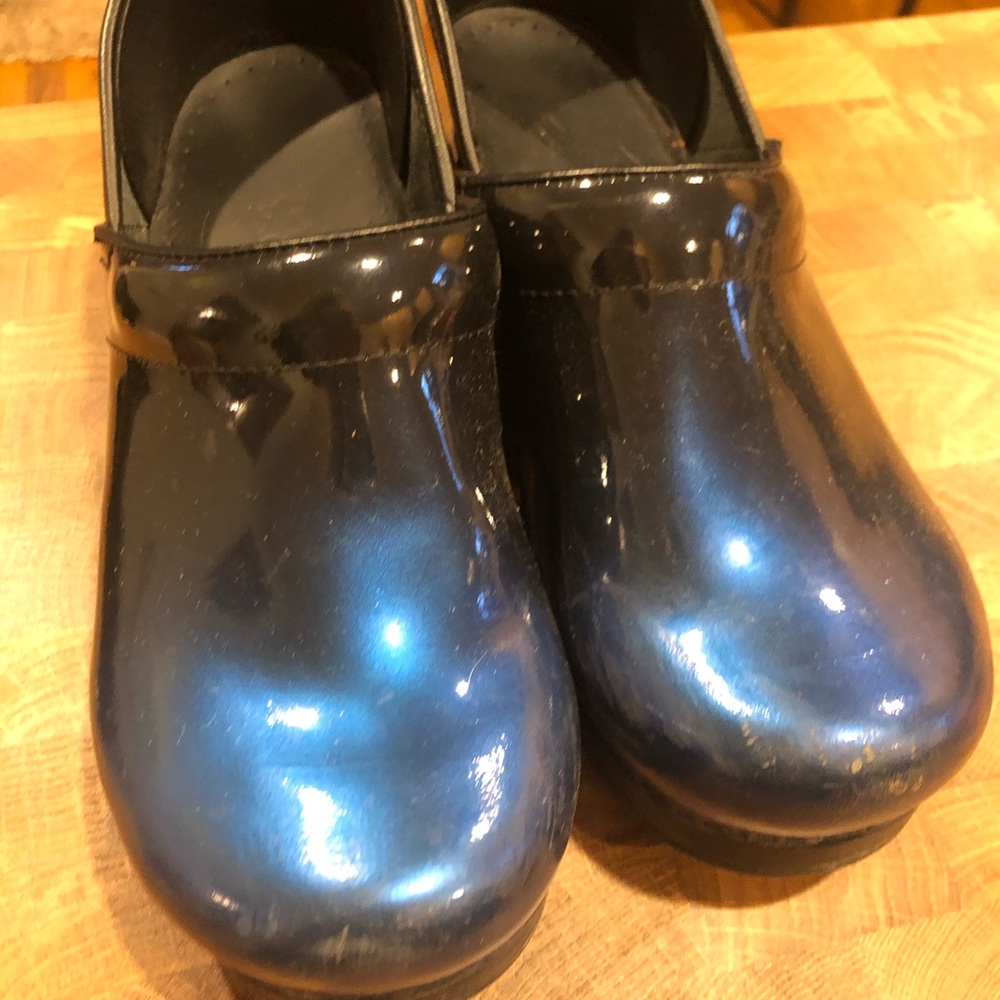 Dansko clogs shimmer dark blue
